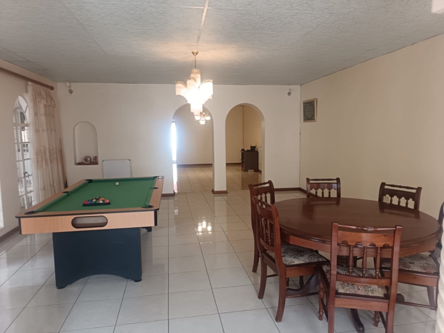 5 Bedroom Property for Sale in Royldene Northern Cape